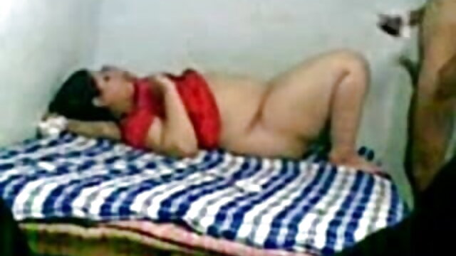 दोस्त ने पैसे के लिए सेक्सी वीडियो फुल मूवी हिंदी सेक्स के लिए दो लड़कियों को तलाक दिया