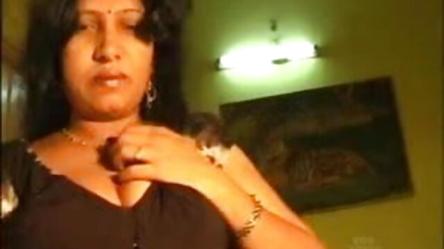 एक सेक्सी पड़ोसी और उसके मुँह पर सह गड़बड़ सेक्सी वीडियो फुल मूवी हिंदी
